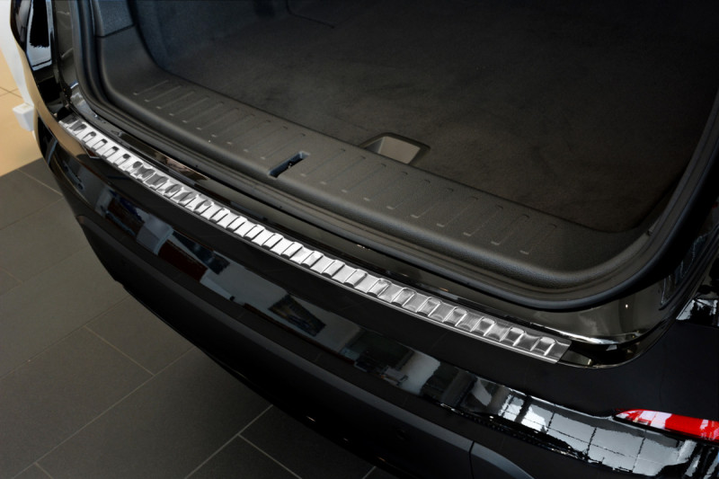 Ochranná lišta hrany kufru BMW X4 F26 2014-2018 (matná)