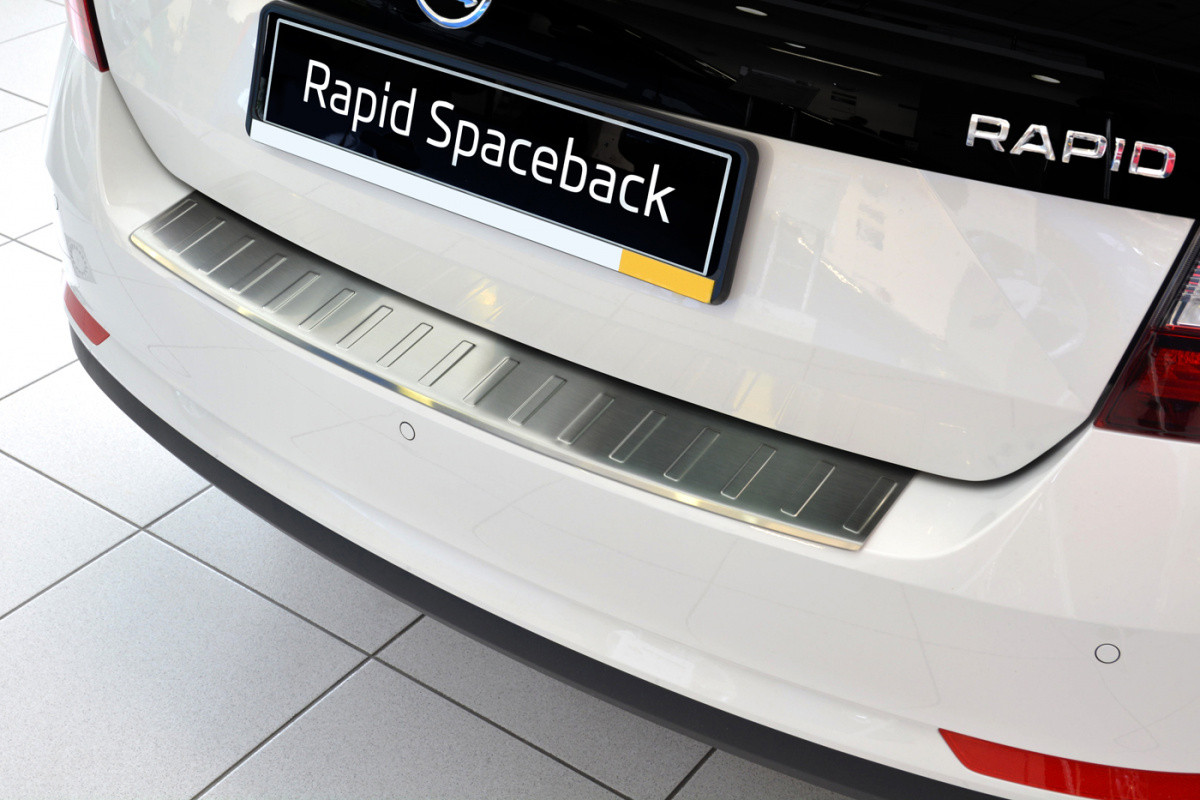 Ochranná lišta hrany kufru Škoda Rapid 2012-2019 (spaceback)
