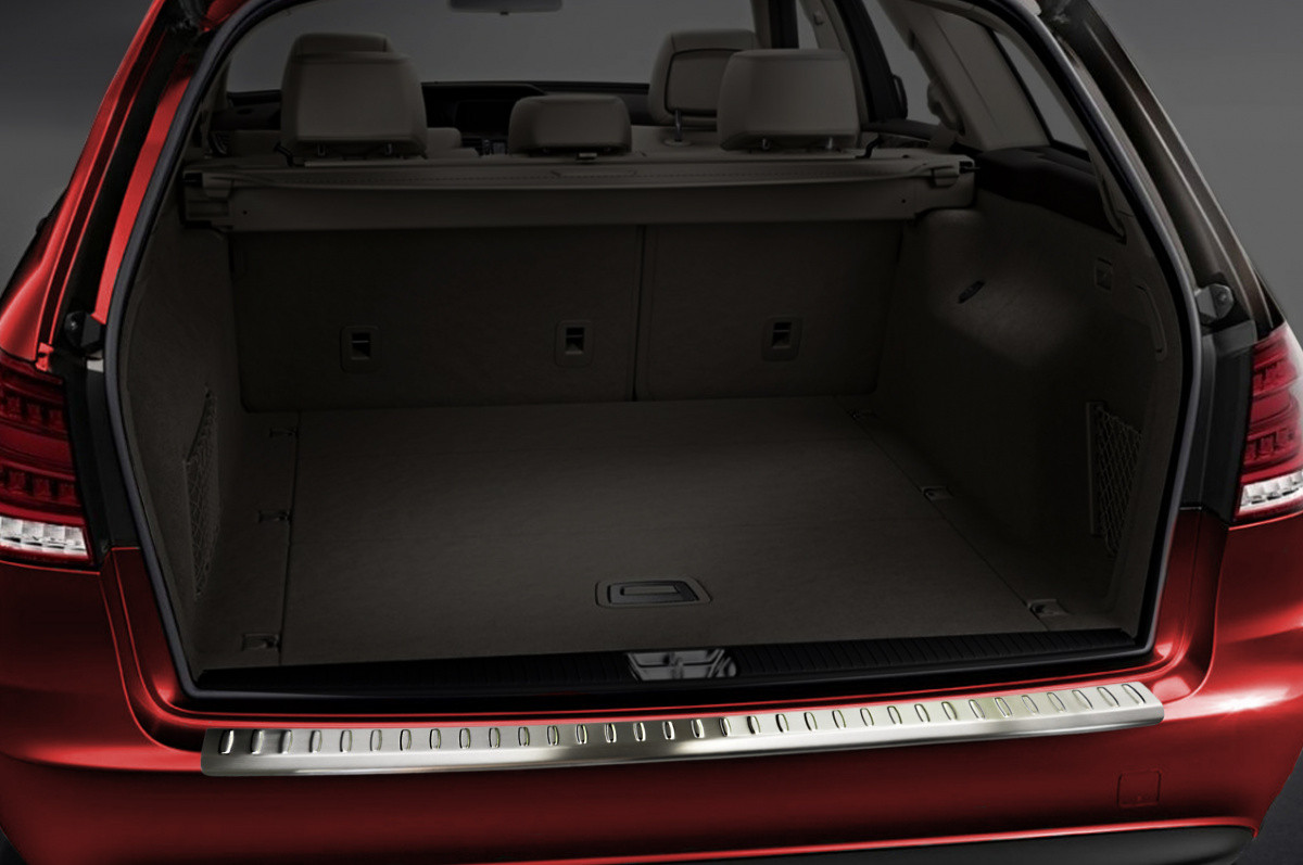 Ochranná lišta hrany kufru Mercedes E-Class 2013-2016 (W212, combi)