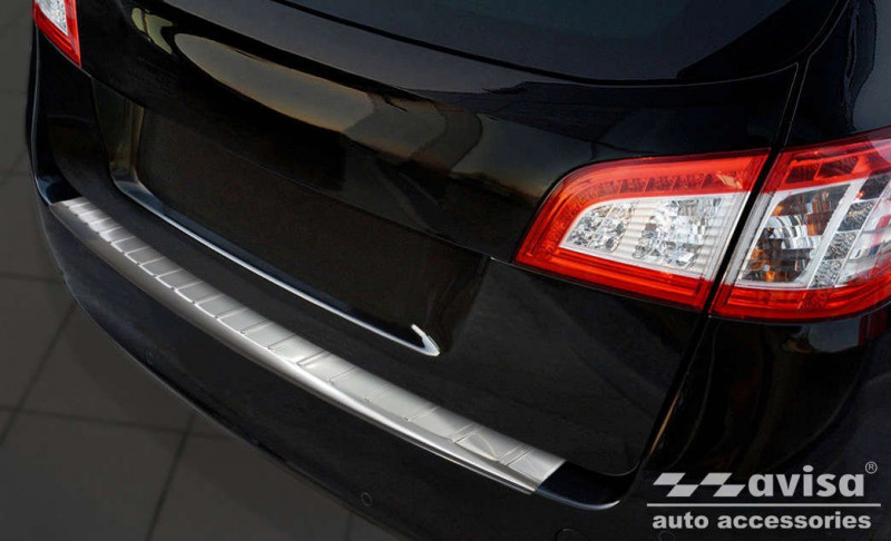 Ochranná lišta hrany kufru Peugeot 508 2011- (combi, matná)