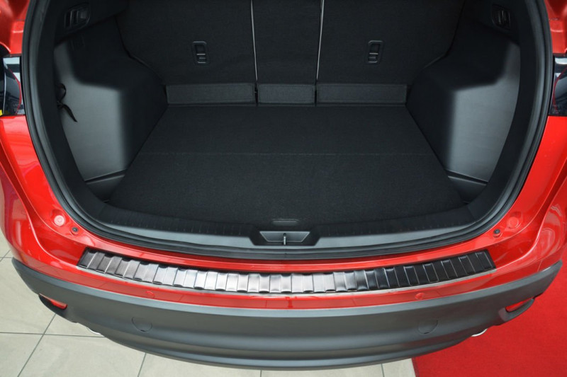 Ochranná lišta hrany kufru Mazda CX-5 2012-2017 (tmavá, matná)