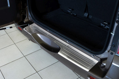 Ochranná lišta hrany kufru Suzuki Grand Vitara 2006-2015 (matná)