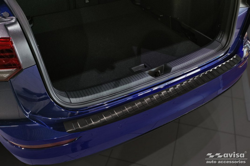 Ochranná lišta hrany kufru VW Golf VIII. 2020- (combi, tmavá, matná)