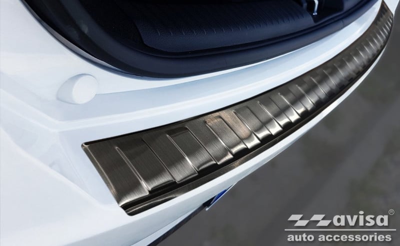 Ochranná lišta hrany kufru Hyundai i30 2020- (hatchback, tmavá, matná)