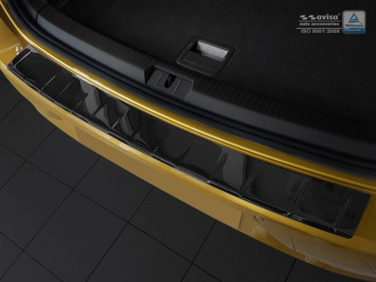 Ochranná lišta hrany kufru VW Golf VII. 2012-2020 (hatchback, carbon)
