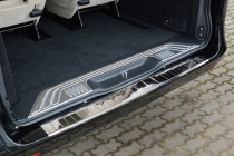 Ochranná lišta hrany kufru Mercedes V-Class 2014- (W447, chrom, krátká)
